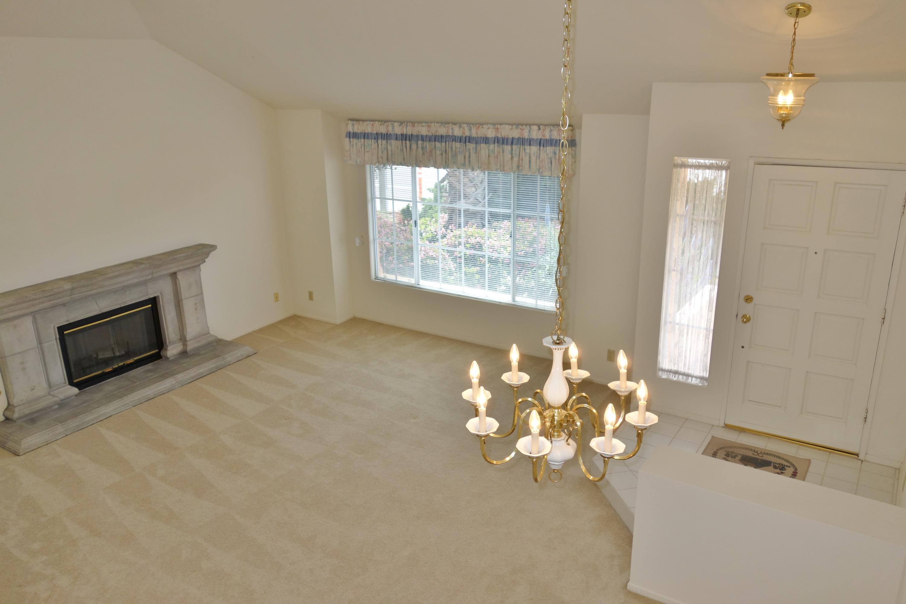 7120 Phelps Road Goleta, CA 93117 - Photo 8 of 29 Living Room & Entry