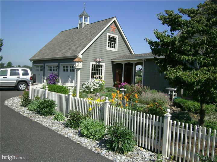 2340 Weiss Road Quakertown, PA 18951 - Photo 2 of 10 Gallery Image 2