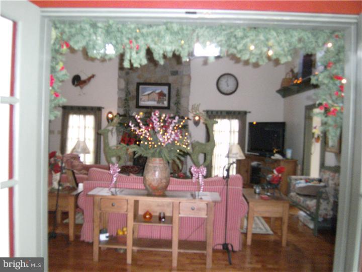 2340 Weiss Road Quakertown, PA 18951 - Photo 8 of 10 Gallery Image 8