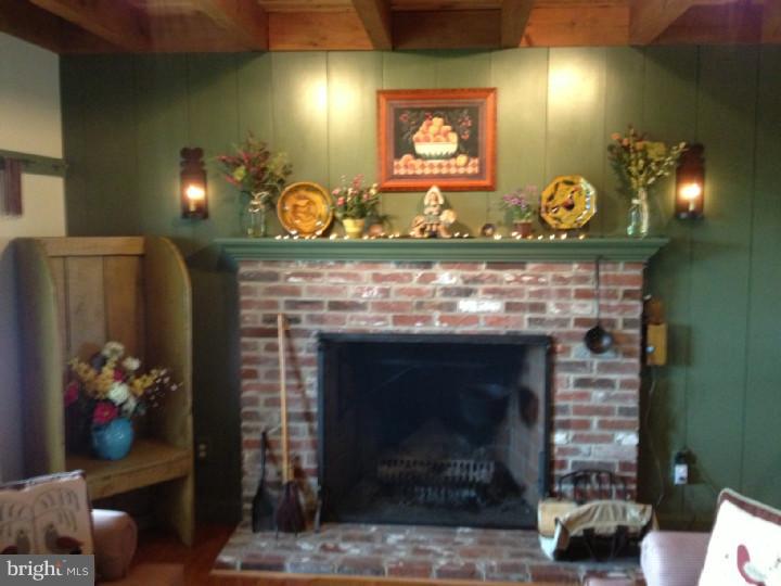 2340 Weiss Road Quakertown, PA 18951 - Photo 9 of 10 Gallery Image 9