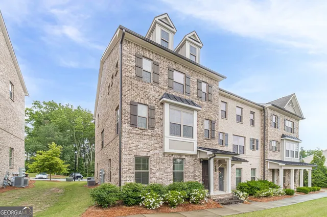 $2,400 | 2252 Talmai Drive, Snellville, GA 30078