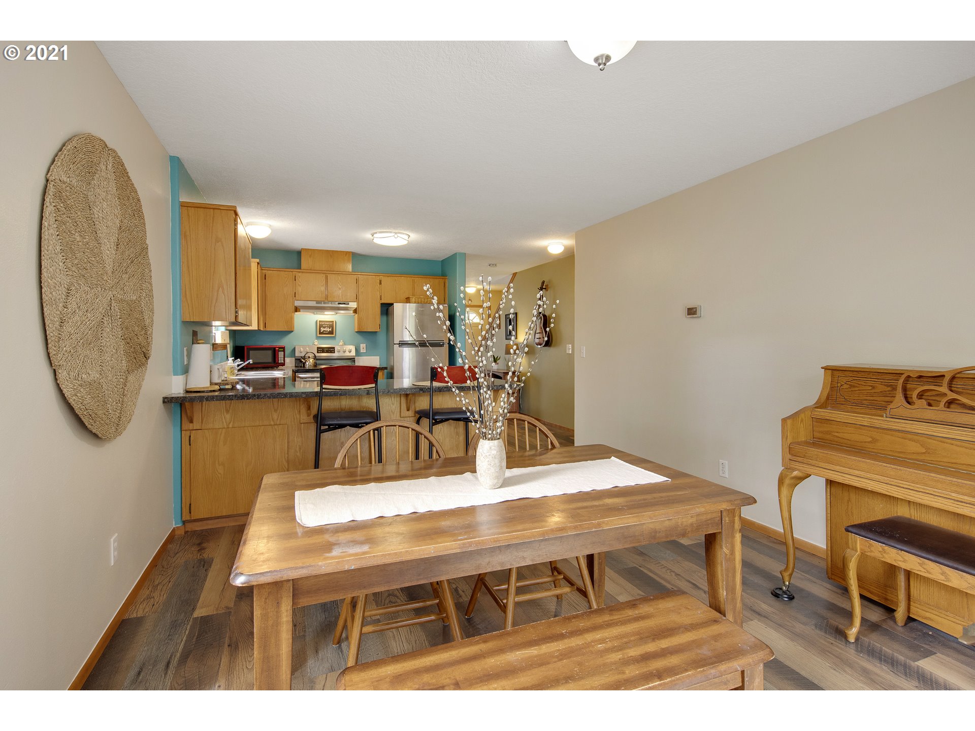 7346 Southeast Rural Street Portland, OR 97206 - Photo 12 of 32 Gallery Image 12