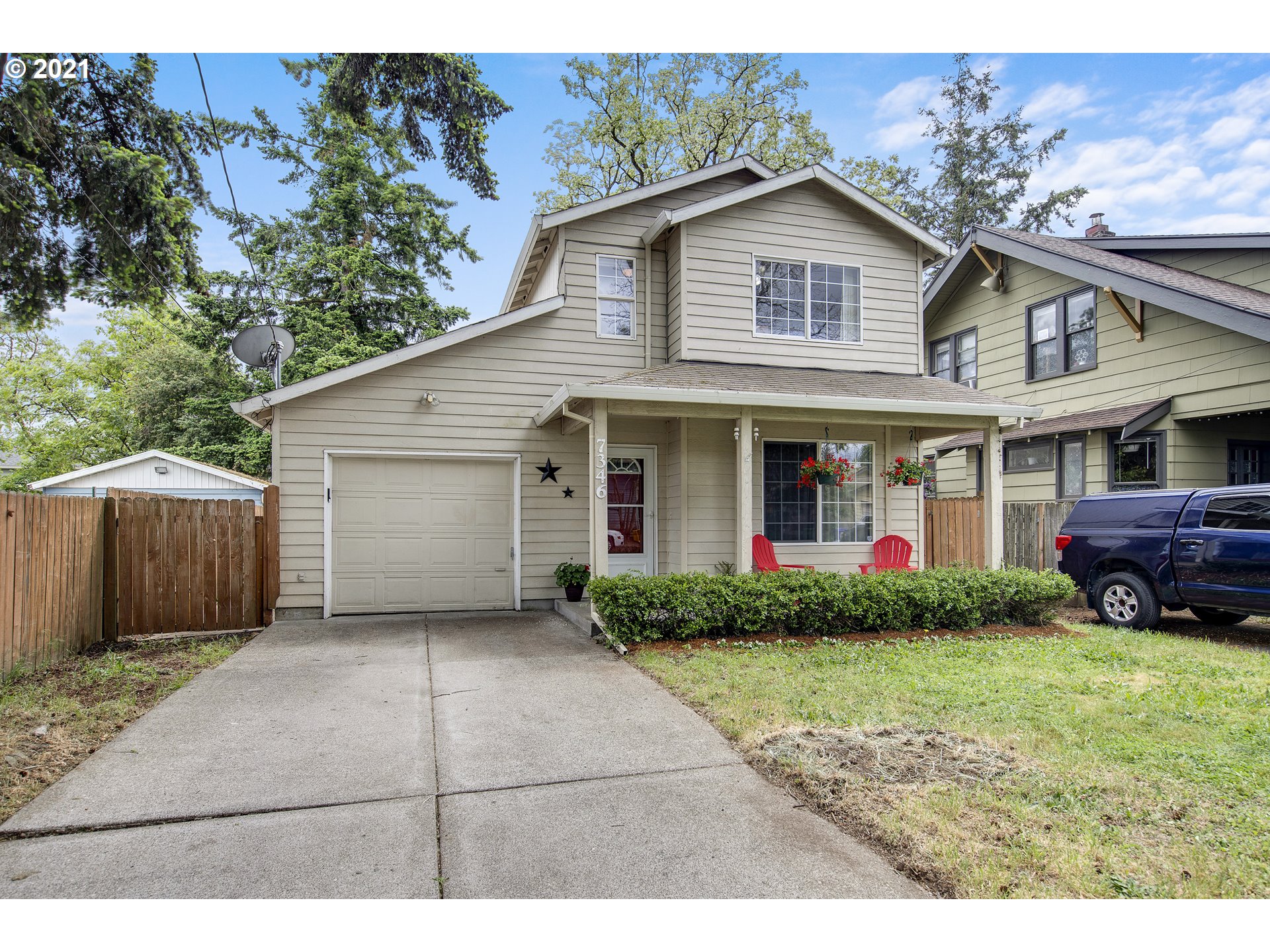7346 Southeast Rural Street Portland, OR 97206 - Photo 3 of 32 Gallery Image 3