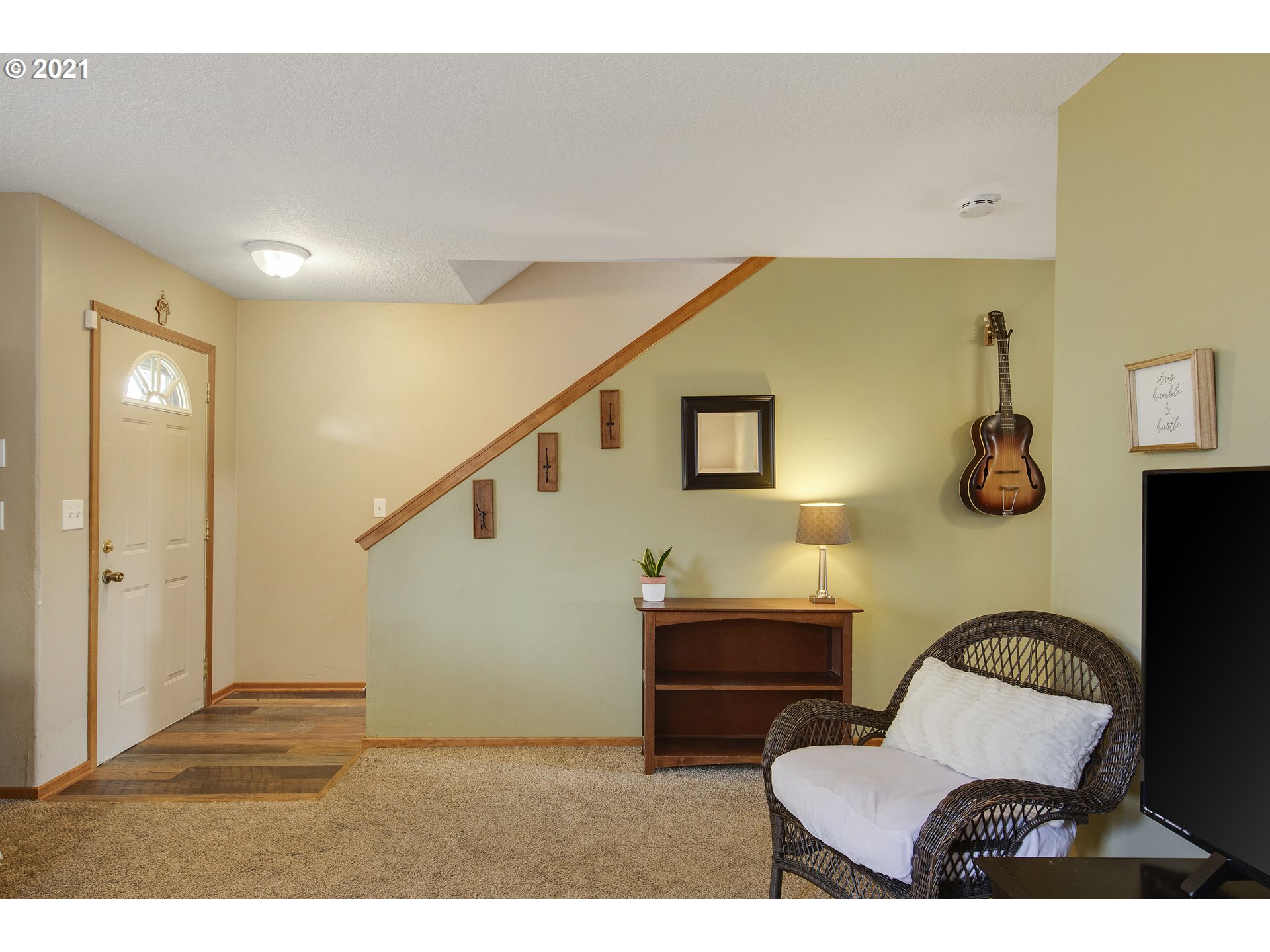 7346 Southeast Rural Street Portland, OR 97206 - Photo 7 of 32 Gallery Image 7