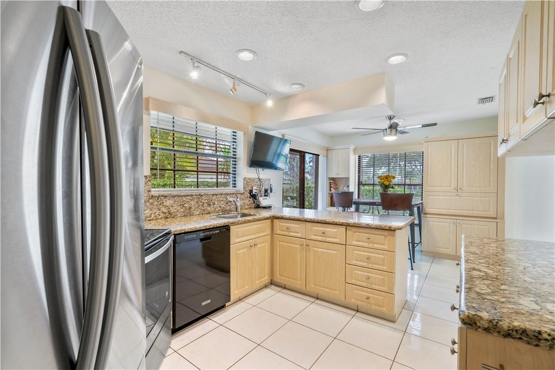20901 Boca Ridge Drive West, Unit 20901 Boca Raton, FL 33428 - Photo 6 of 28 Photo 6