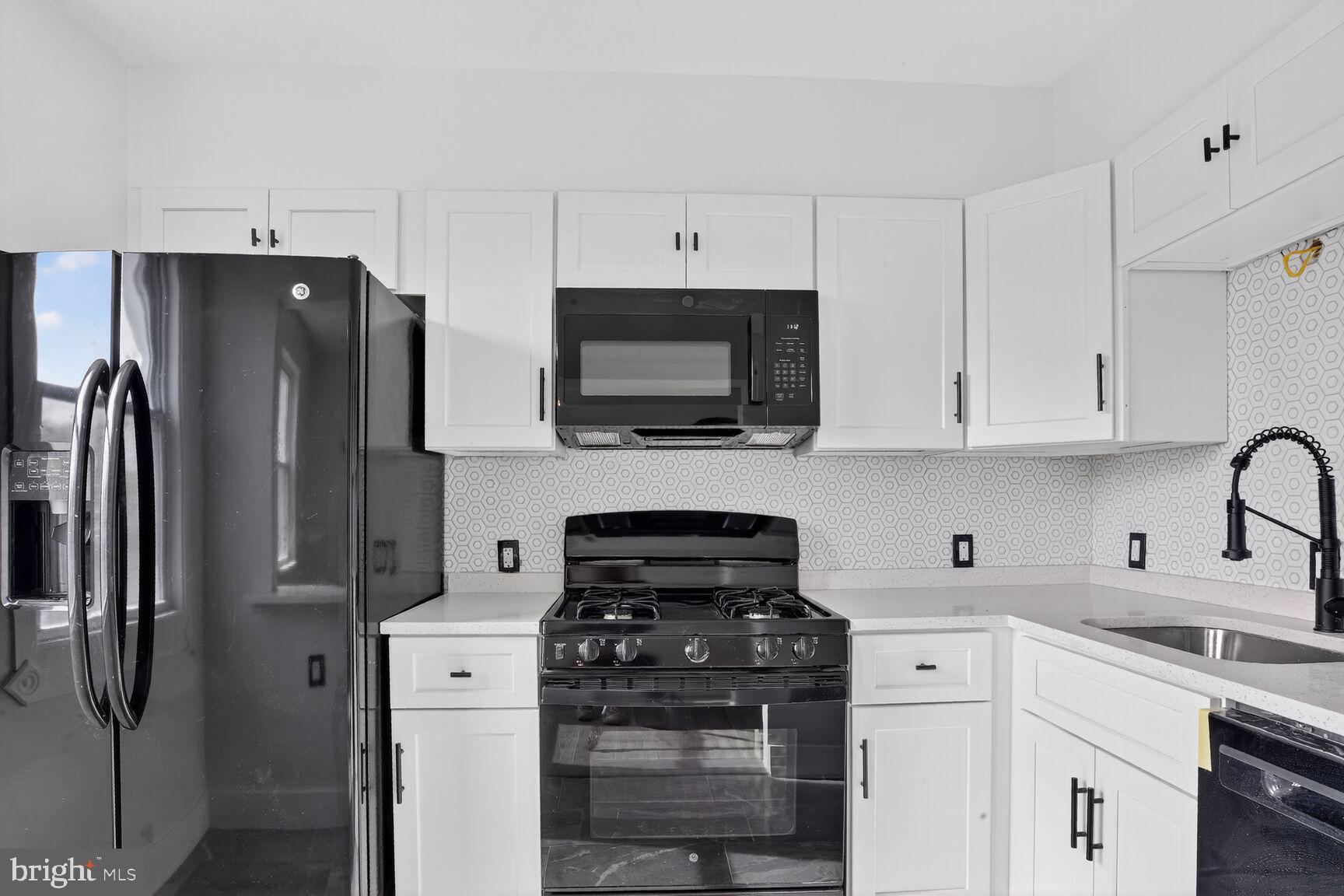 1116 Gleneagle Road, Unit 2 Baltimore, MD 21239 - Photo 8 of 18