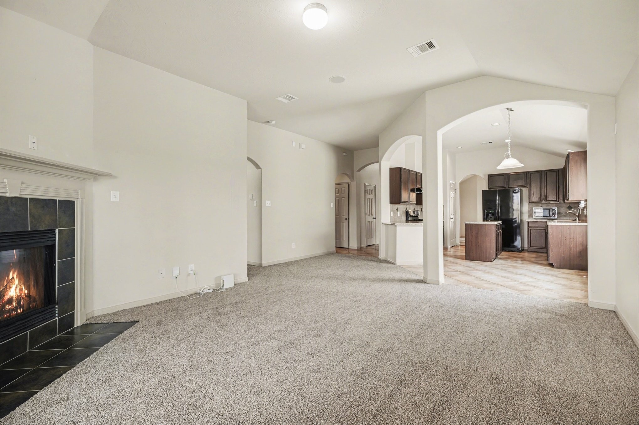 37 Rodeo Drive Manvel, TX 77578 - Photo 3 of 17