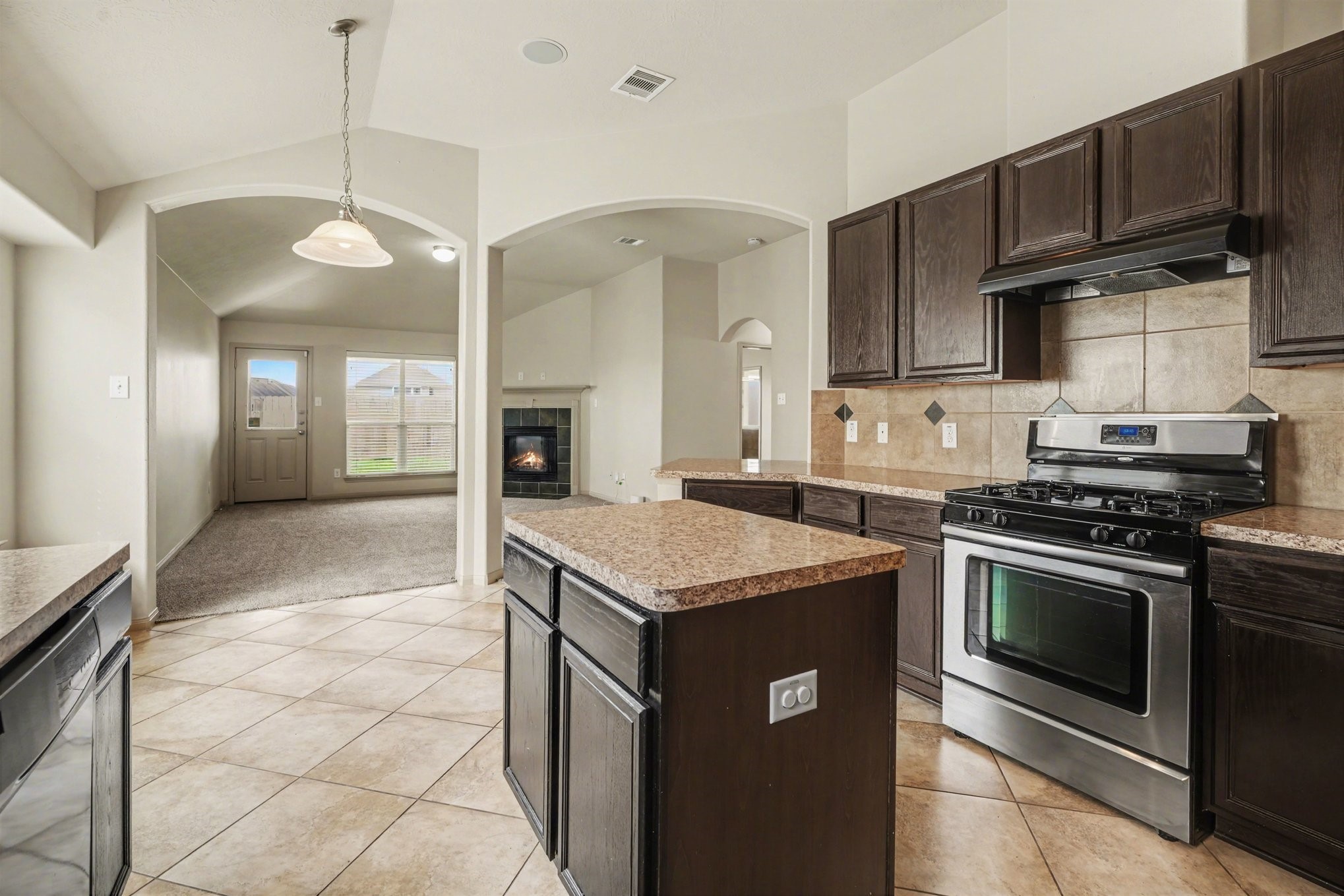 37 Rodeo Drive Manvel, TX 77578 - Photo 7 of 17