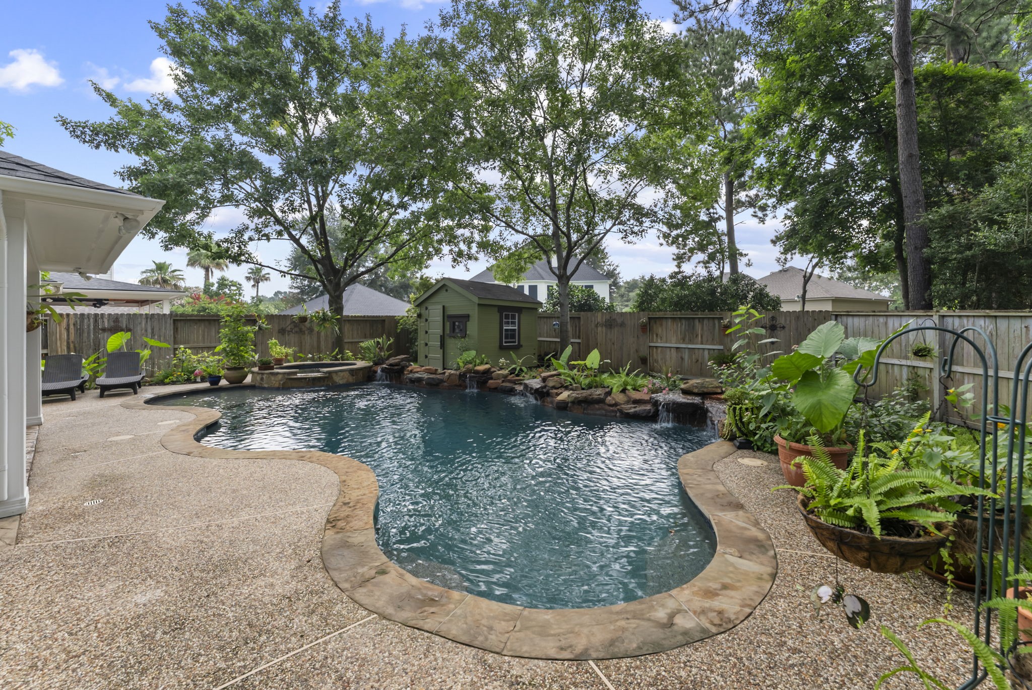 2106 Leaf Meadows Court Spring, TX 77386 - Photo 33 of 34 a view of a swimming pool with sitting area