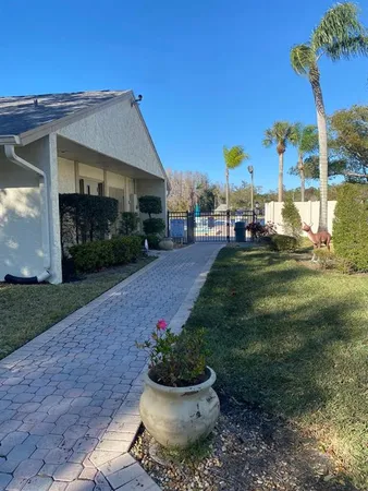 $238,900 | 1333 Shady Pine Way, Unit D, Tarpon Springs, FL 34688