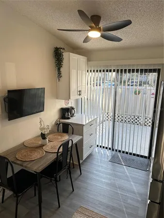 $238,900 | 1333 Shady Pine Way, Unit D, Tarpon Springs, FL 34688