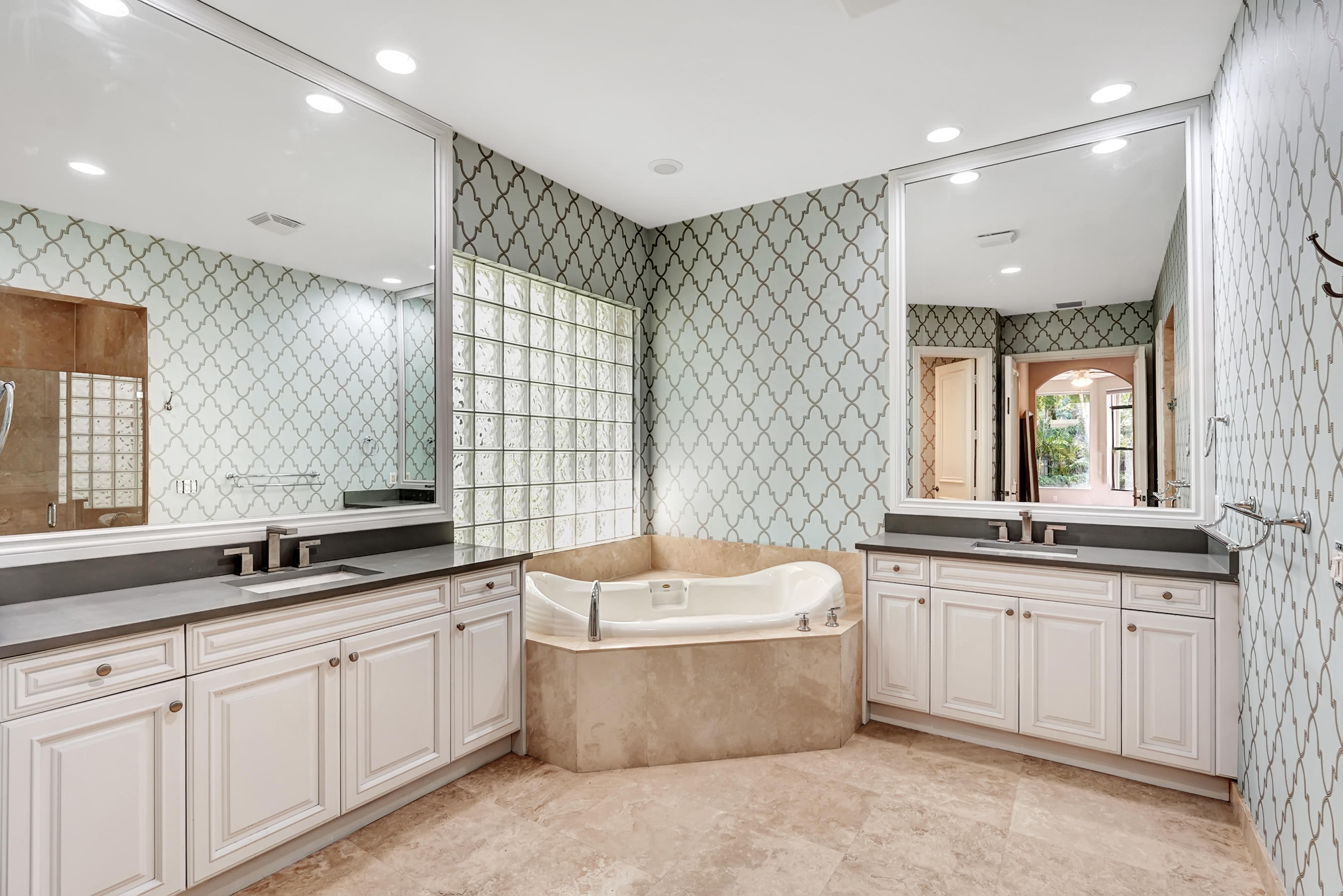 17798 Cadena Drive Boca Raton, FL 33496 - Photo 21 of 56 DSC05081