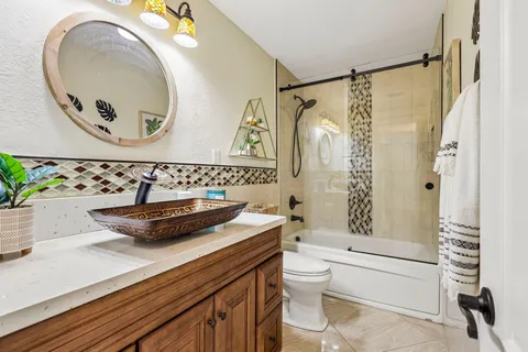 $1,020,000 | 4716 Southwest 35th Avenue, Fort Lauderdale, FL 33312