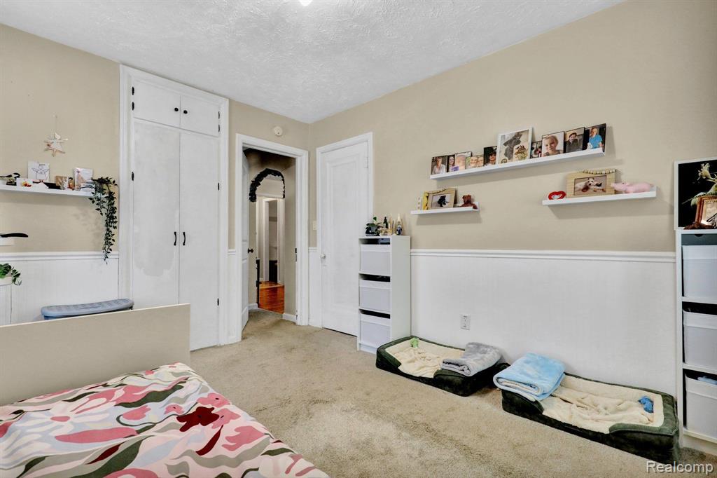 1001 North Waverly Road Lansing, MI 48917 - Photo 19 of 32 Gallery Image 19
