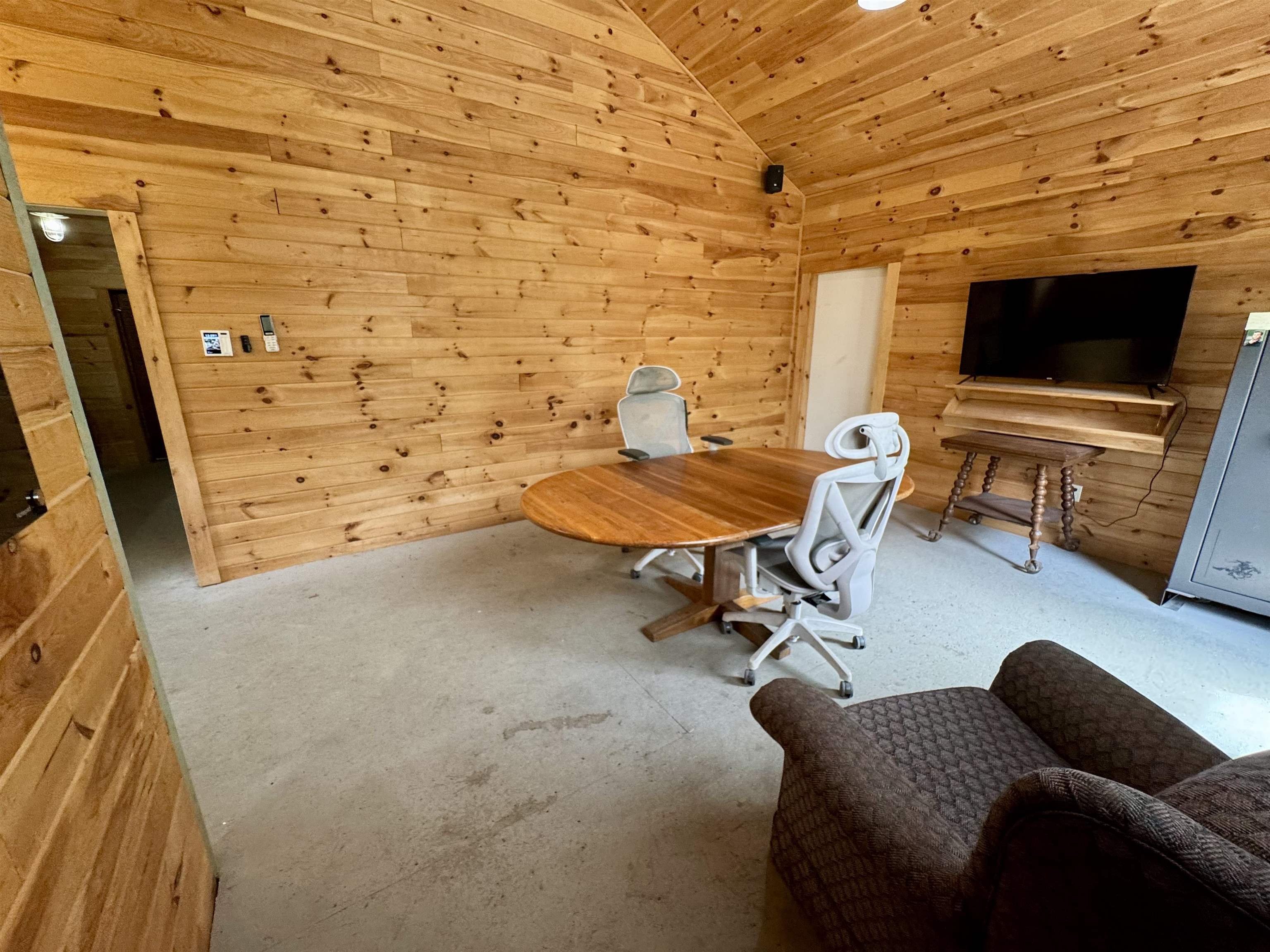 198 Brackett Road Fairlee, VT 05045 - Photo 35 of 53
