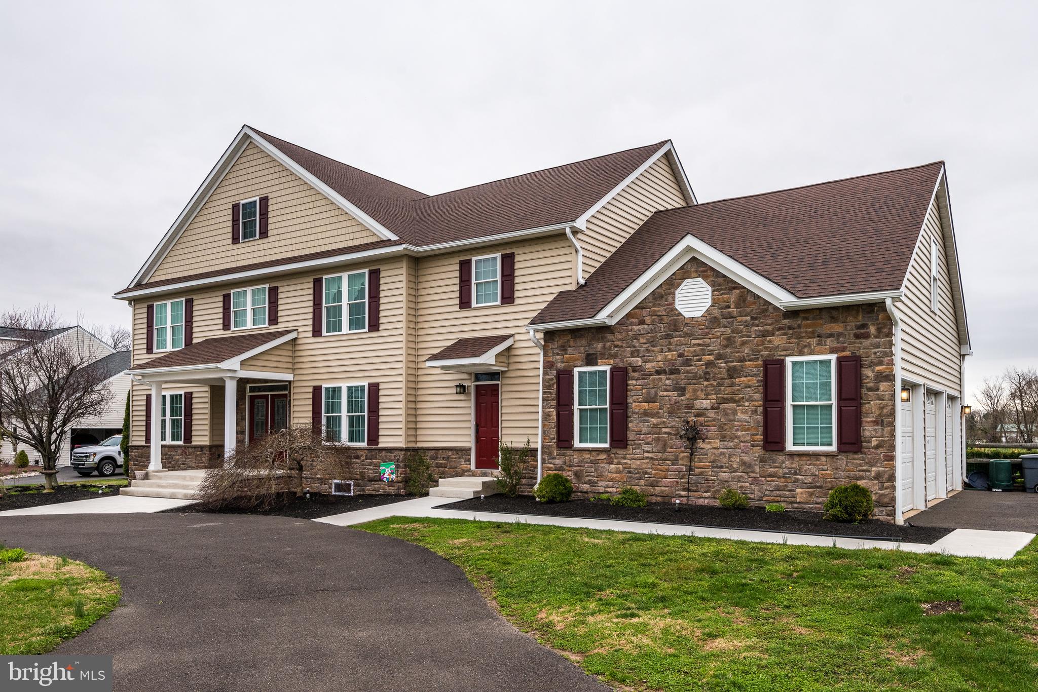 3929 Lower Mountain Road New Hope, PA 18938 - Photo 4 of 78 Front Exterior