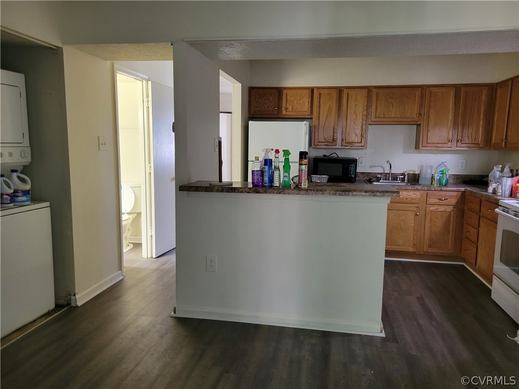 1503 Ivymount Road Richmond, VA 23225 - Photo 3 of 8 Dining room open layout with kitchen near laundry area