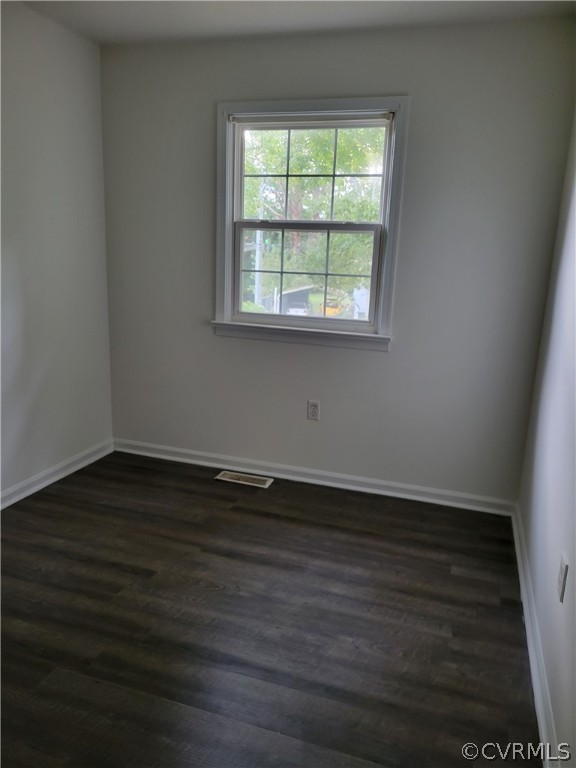 1503 Ivymount Road Richmond, VA 23225 - Photo 6 of 8 Gallery Image 6