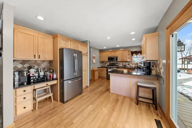 $440,000 | 2216 North 2929th Road, Marseilles, IL 61341