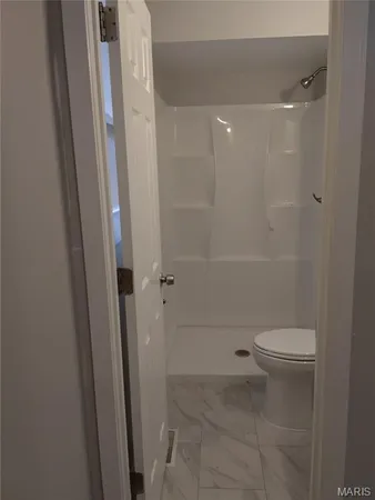 $1,580 | 7454 Blanding Drive, Ferguson, MO 63135