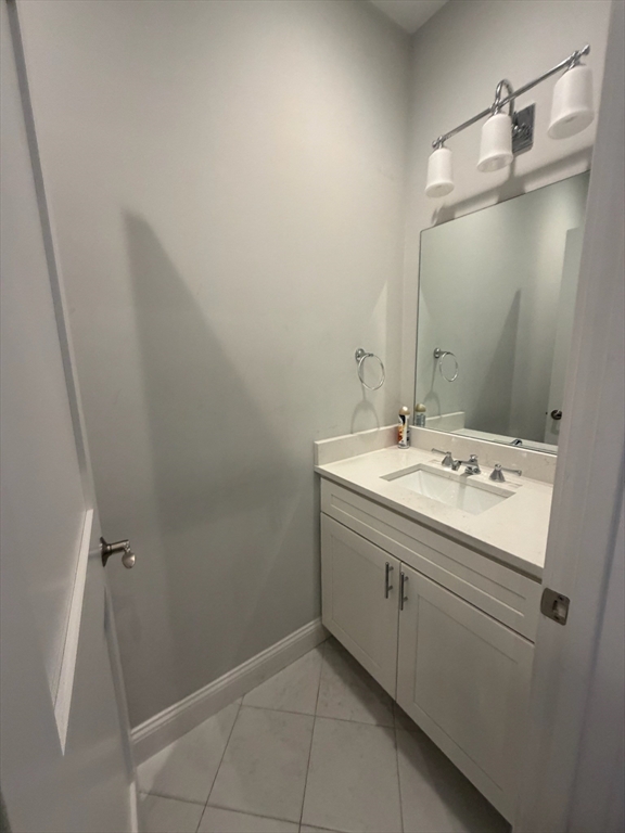 719 E Street, Unit 2 Boston, MA 02210 - Photo 7 of 12