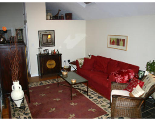 30 Everson Road Marshfield, MA 02050 - Photo 3 of 6 Gallery Image 3