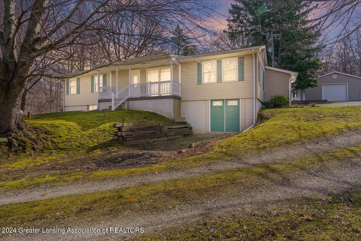 11901 Pope Church Road Springport, MI 49284 - Photo 1 of 47 02-Media Jett-37