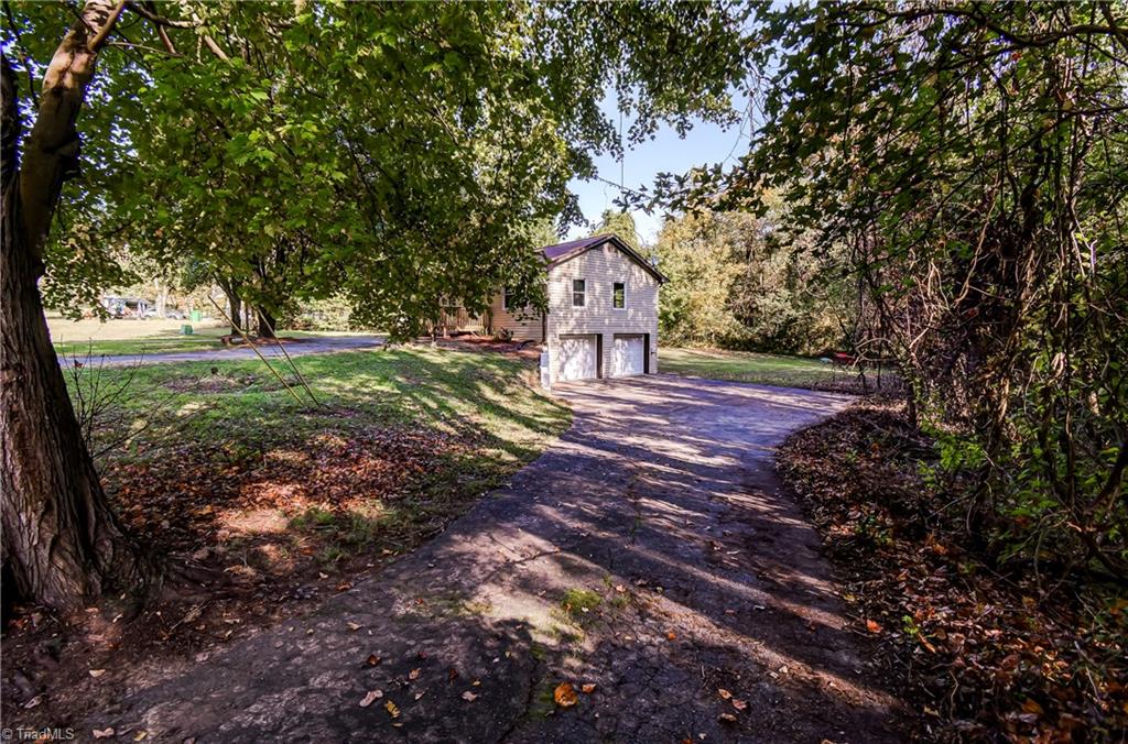 9035 Styers Ferry Road Clemmons, NC 27012 - Photo 2 of 39
