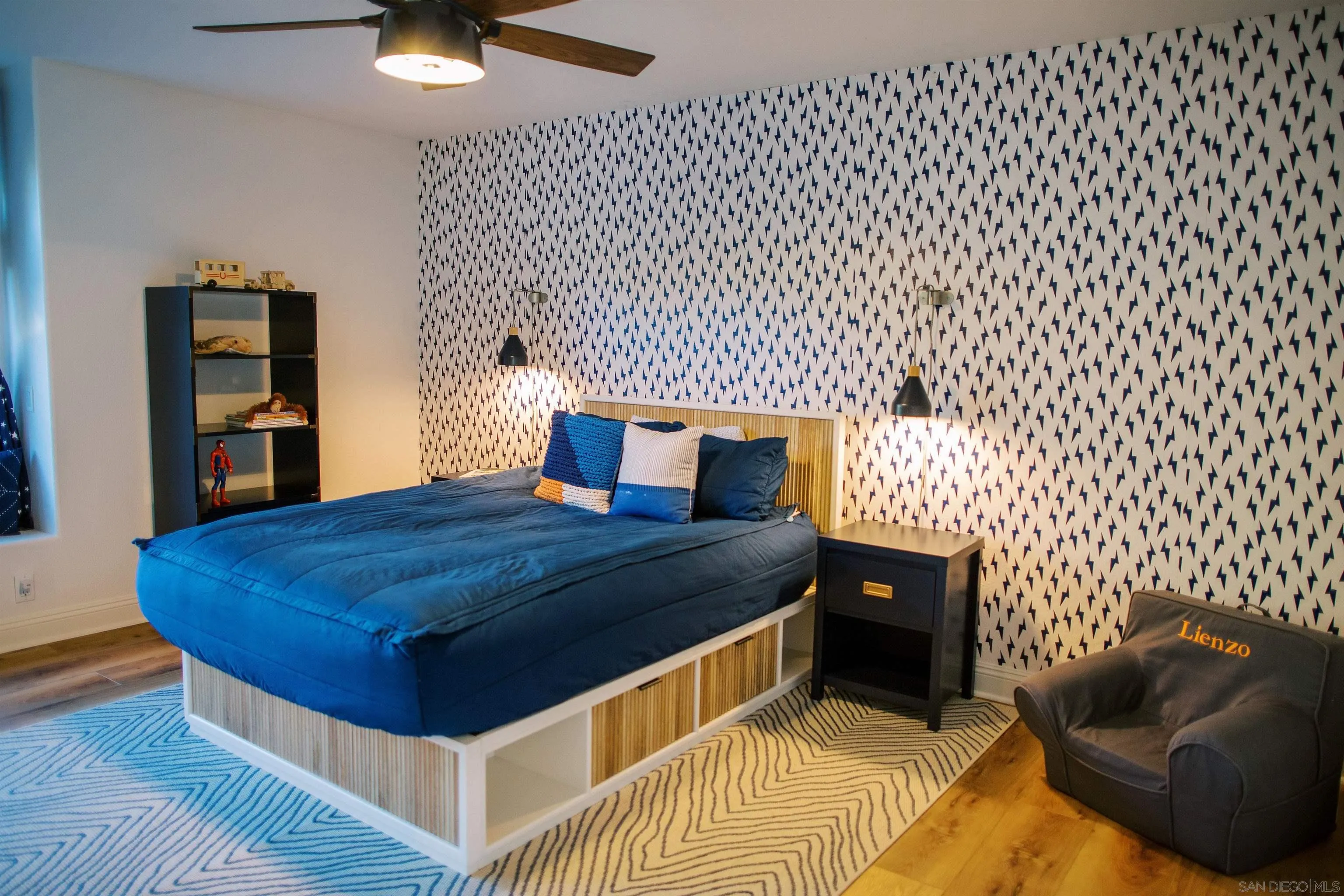 16163 Del Norte Poway, CA 92064 - Photo 19 of 41 a bedroom with a bed and a couch