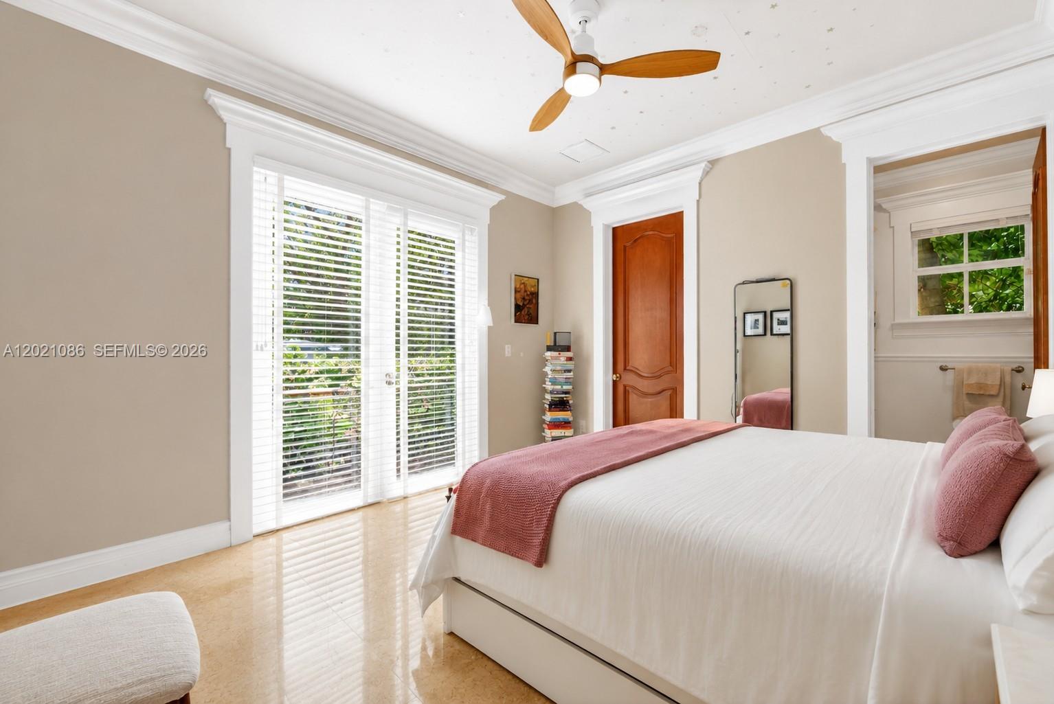 442 Ridgewood Road Key Biscayne, FL 33149 - Photo 22 of 35
