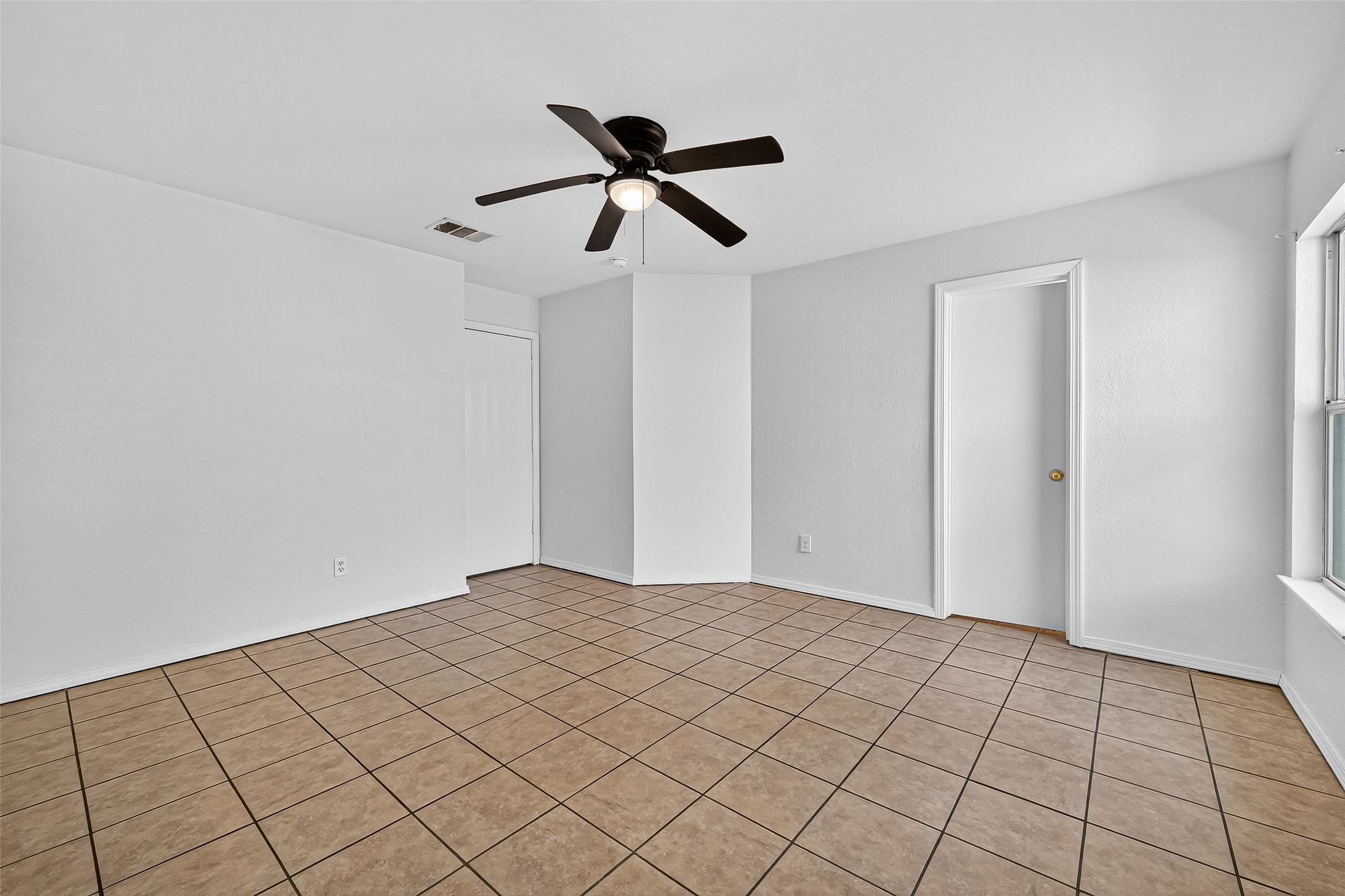 22819 Cabanna Road Spring, TX 77389 - Photo 21 of 26 a view of an empty room