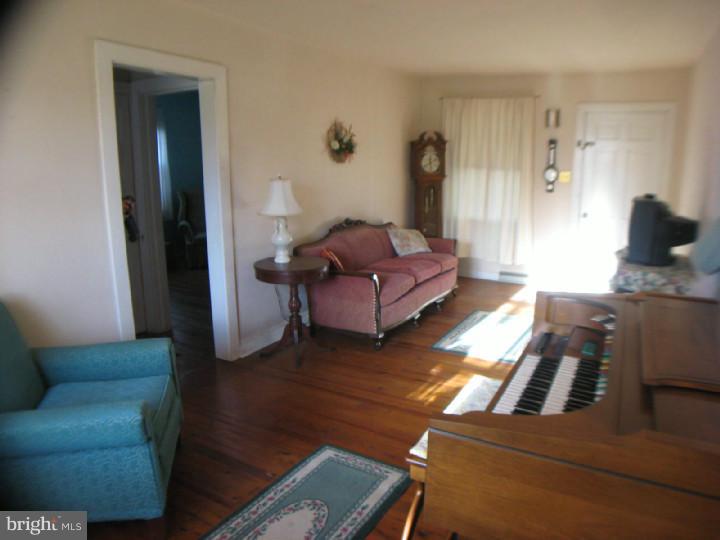 4152 Township Line Road Newtown, PA 18940 - Photo 11 of 18 Living Room