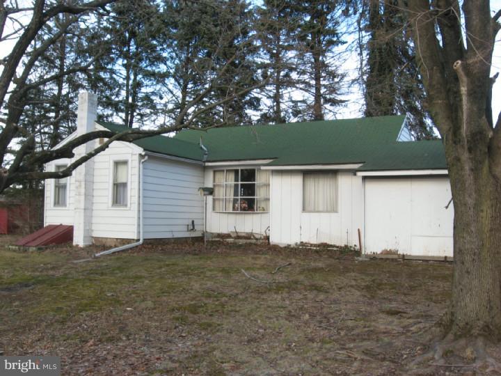 4152 Township Line Road Newtown, PA 18940 - Photo 13 of 18 View in Back