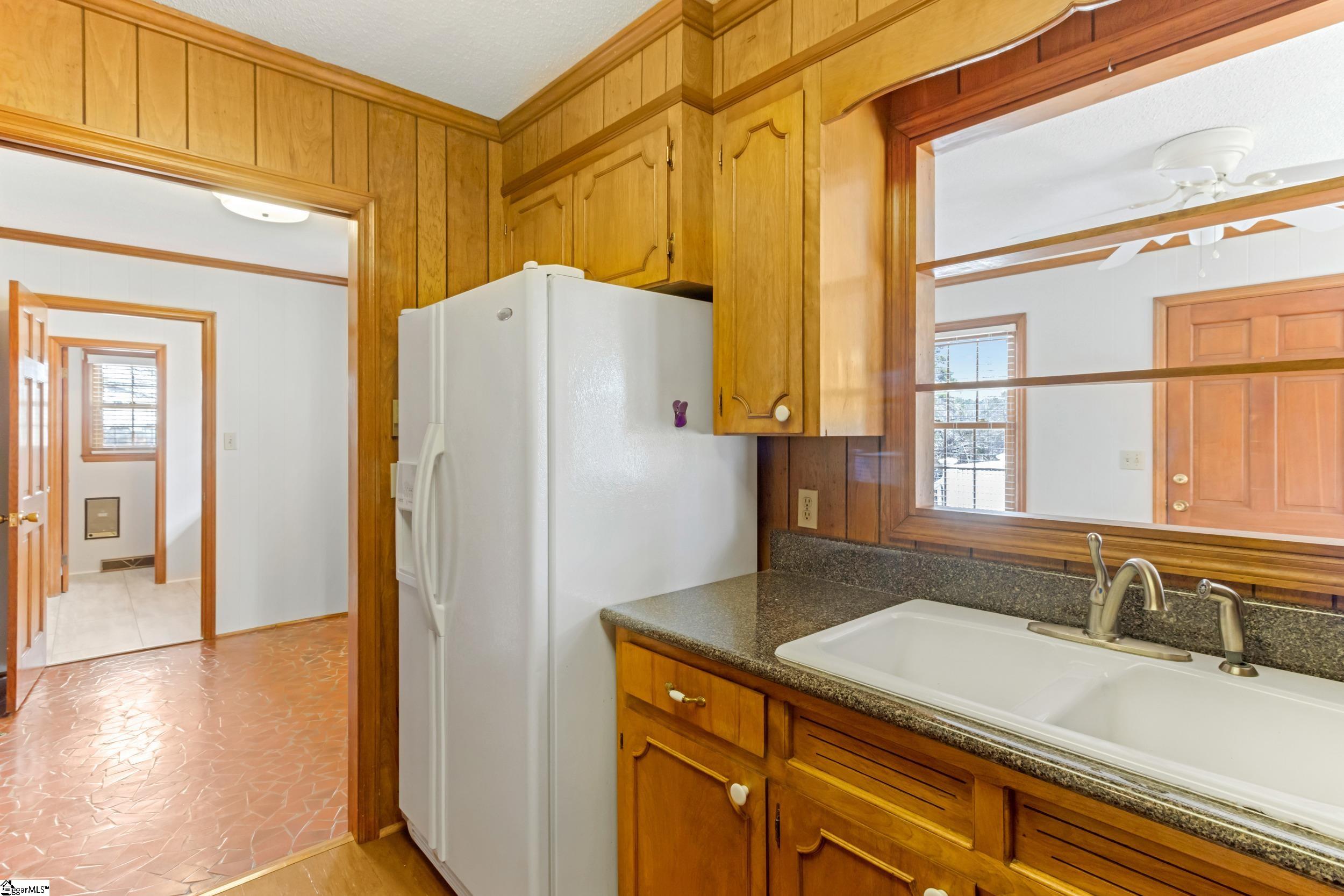 2396 Abner Creek Road Duncan, SC 29651 - Photo 16 of 50