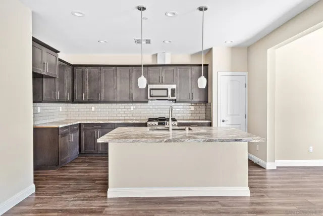 $1,291,500 | 12703 Via Vigneto, Lakeside, CA 92040