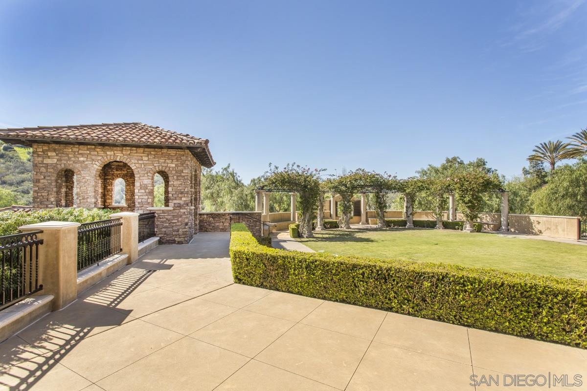 M-6 Via Rancho Cielo Rancho Santa Fe, CA 92067 - Photo 13 of 25 Gallery Image 13