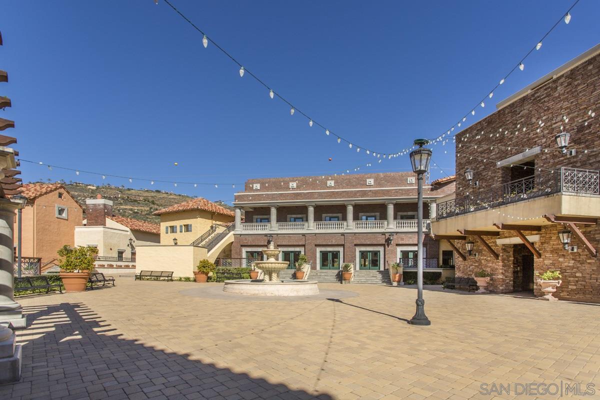 M-6 Via Rancho Cielo Rancho Santa Fe, CA 92067 - Photo 9 of 25 Gallery Image 9