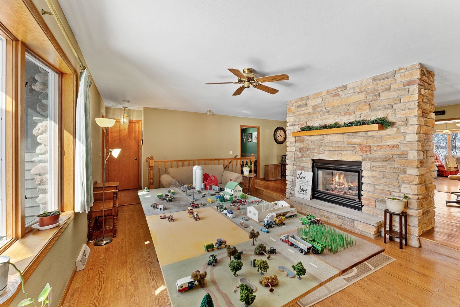 N1640 County Road U Markesan, WI 53946 - Photo 5 of 53