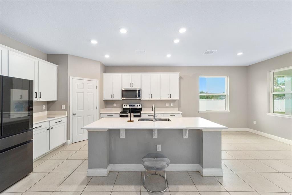 11102 Southwest 58th Avenue Road Ocala, FL 34476 - Photo 17 of 47