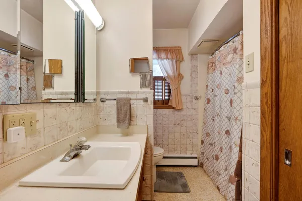 $600,000 | N1726-n1728 County Hwy M, Sarona, WI 54870