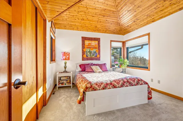 $850,000 | W12496 850th Avenue, River Falls, WI 54022