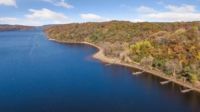 $850,000 | W12496 850th Avenue, River Falls, WI 54022