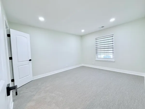 $2,600 | 98 Marble Hill Court, Unit B2, Schaumburg, IL 60193