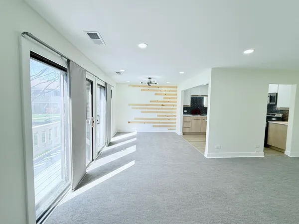 $2,600 | 98 Marble Hill Court, Unit B2, Schaumburg, IL 60193