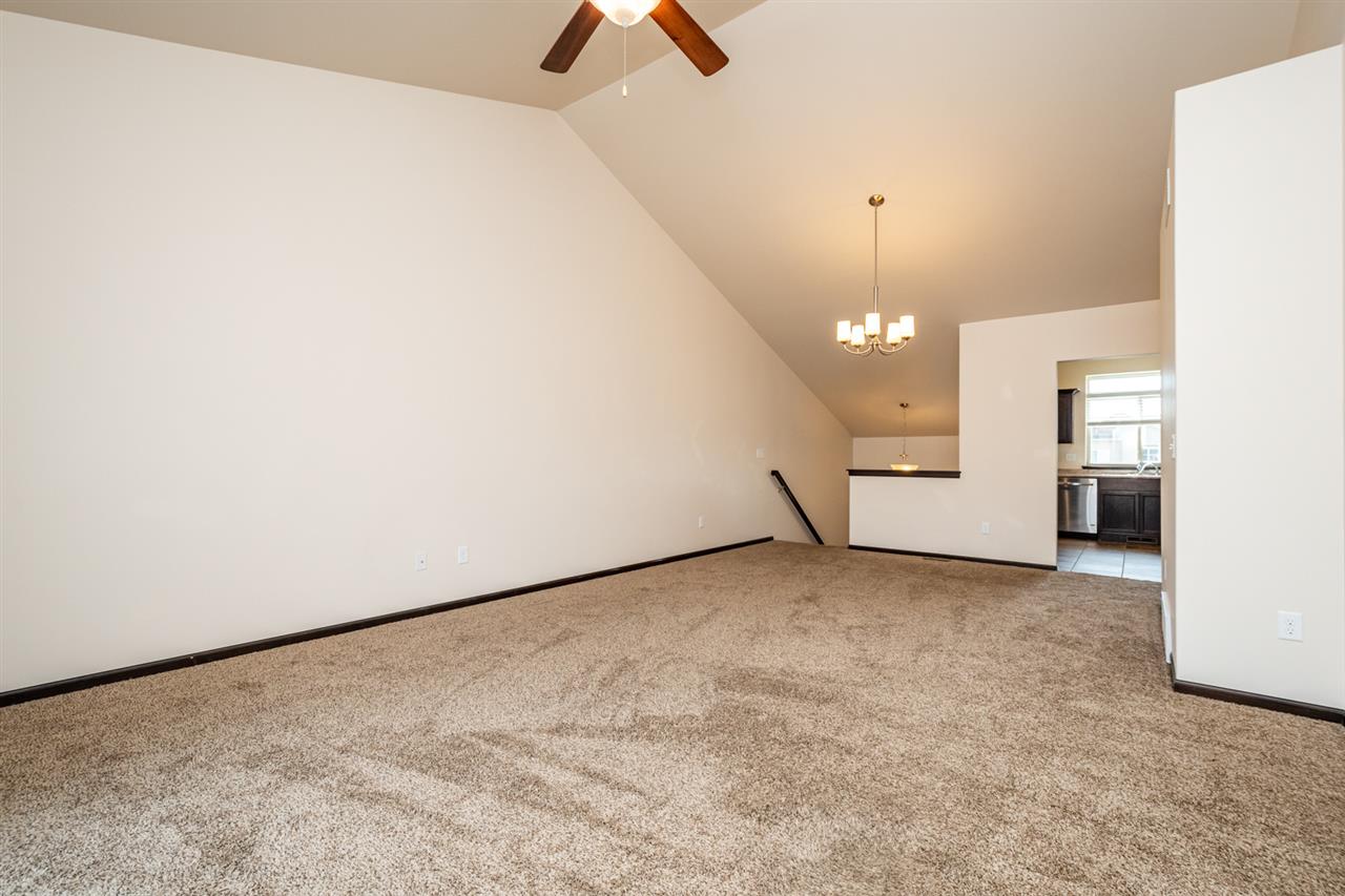 202 Prairie Rose Place Solon, IA 52333 - Photo 8 of 25 Gallery Image 8