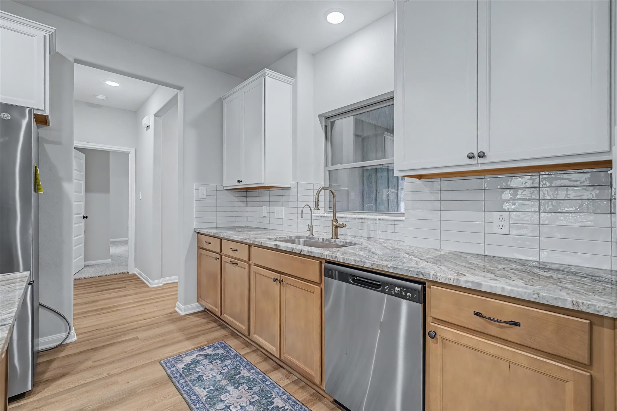 347 Iron Horse Road Willis, TX 77378 - Photo 16 of 49 View of kitchen sink/dishwaher