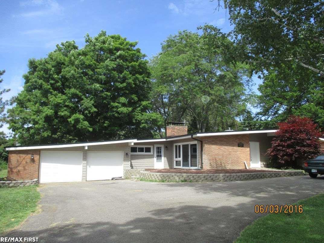 25809 Farmington Road Farmington Hills, MI 48335 - Photo 1 of 32