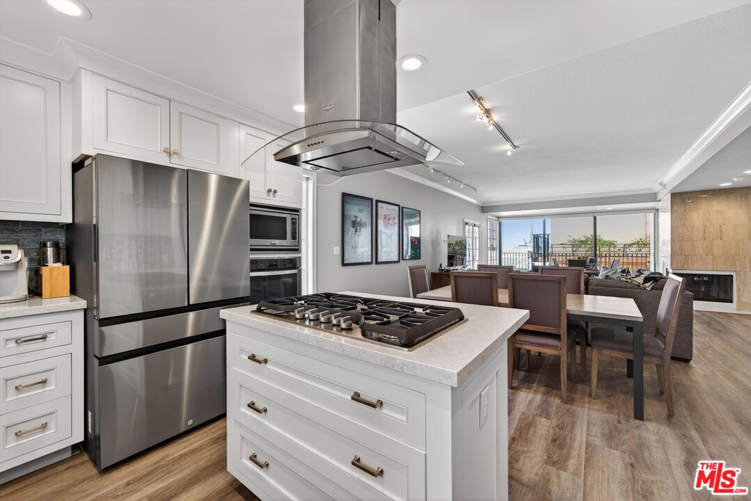 6220 Pacific Avenue, Unit 101 Playa del Rey, CA 90293 - Photo 11 of 38