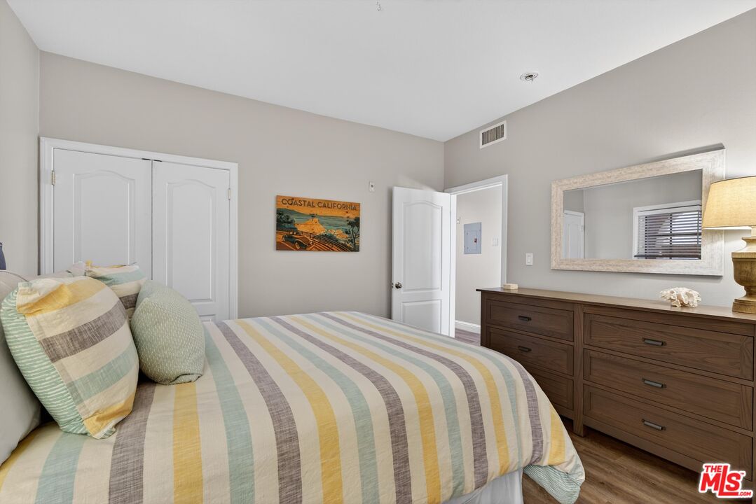 6220 Pacific Avenue, Unit 101 Playa del Rey, CA 90293 - Photo 19 of 38