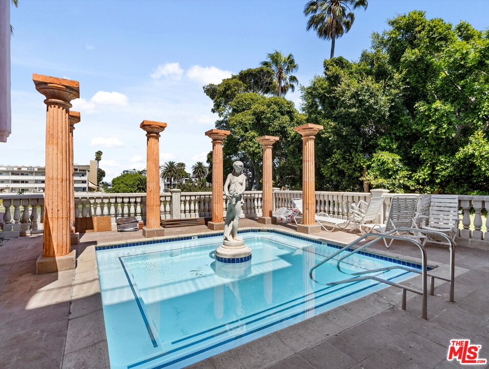 6220 Pacific Avenue, Unit 101 Playa del Rey, CA 90293 - Photo 29 of 38